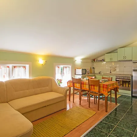 And Irma Gostinjska kuća